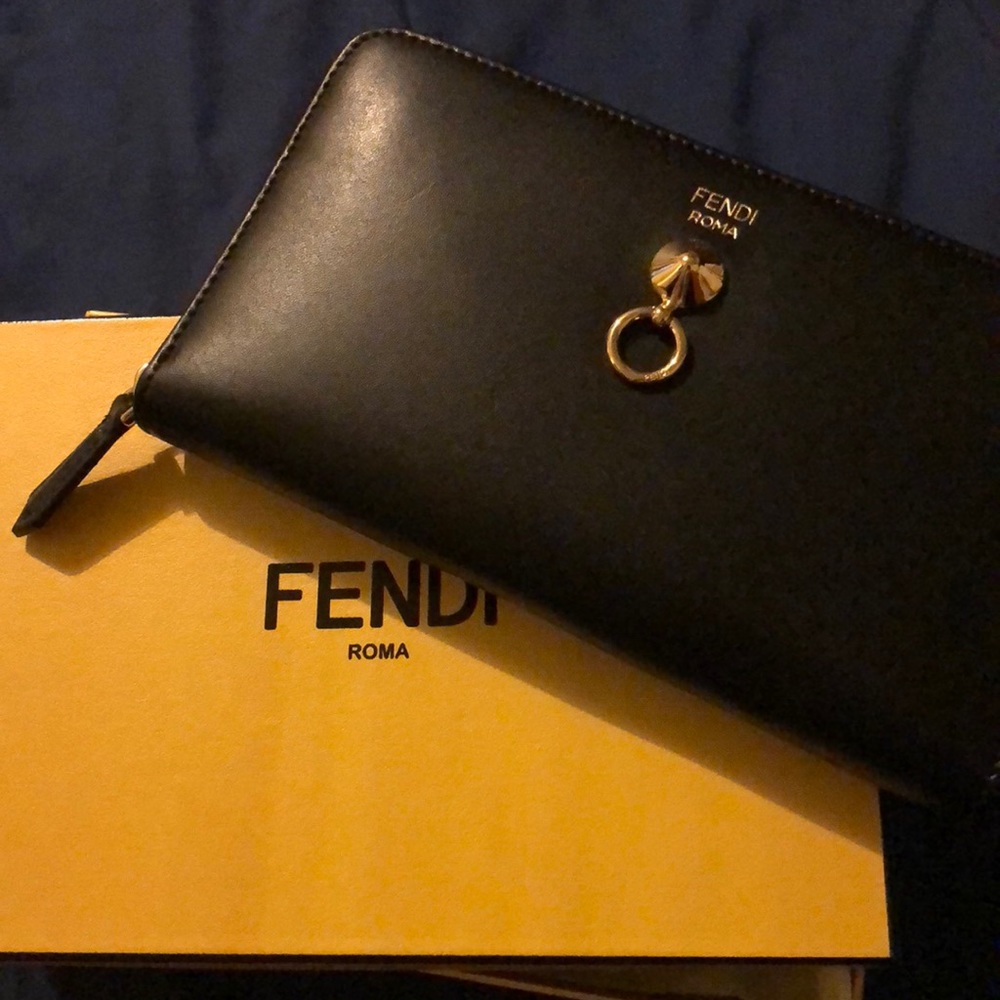 Fendi wallet